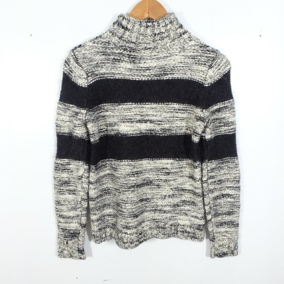 5 for $12 Cynthia Rowley Wool Blend Sweater Small Black Gray Cable Knit Mohair - Picture 4 of 8